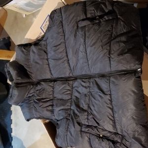 Like new* Old Navy frost free vest*